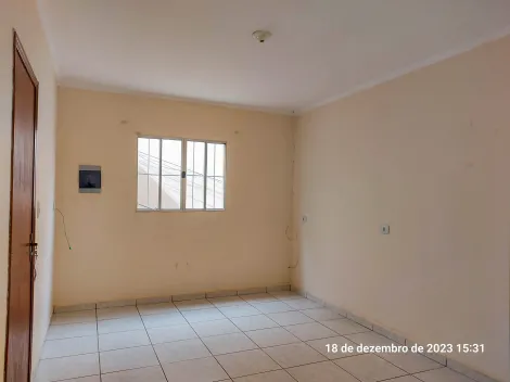 Itapetininga Vila Carolina Apartamento Locacao R$ 800,00 2 Dormitorios  Area construida 68.00m2
